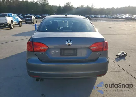 2014 Volkswagen Jetta Se z USA, uszkodzony, nr VIN 3VWD07AJ2EM434116